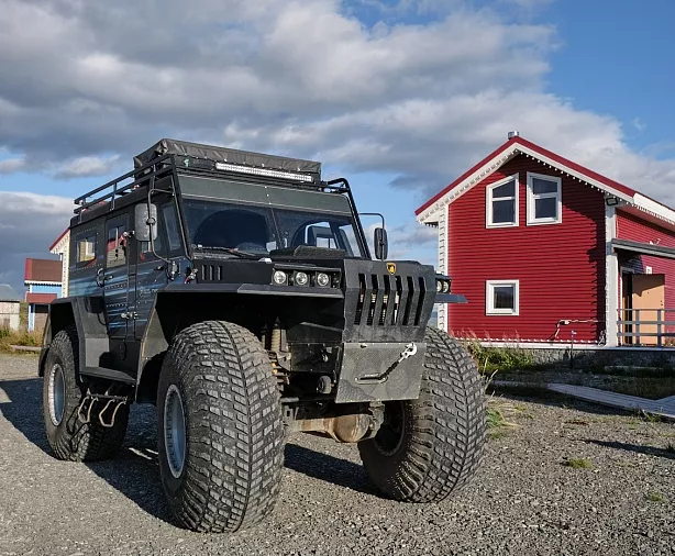 Изображение статьи Туристический маршрут на Полуостров Средний и Рыбачий – как добраться и что посмотреть Туры России