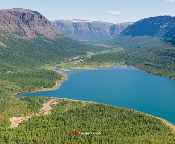 Изображение статьи Отдых на Плато Путорана – экспедиции, трекинг, рыбалка, экскурсии.   Туры России