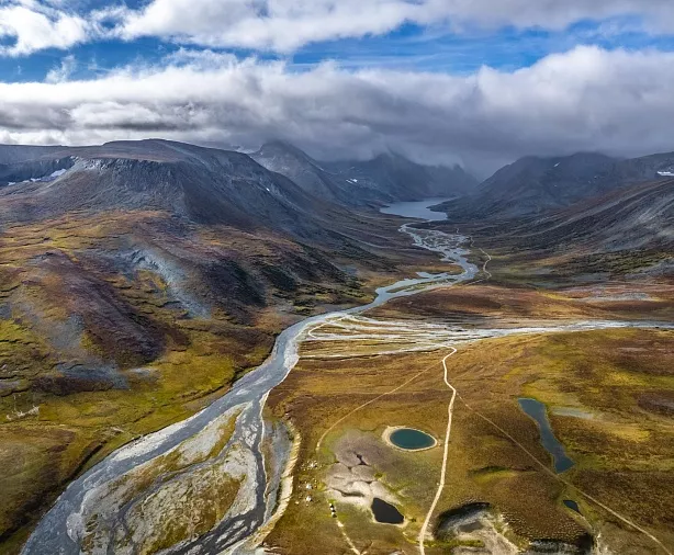 Изображение статьи Путешествие на Ямал: как добраться, что посмотреть, когда лучше ехать Туры России