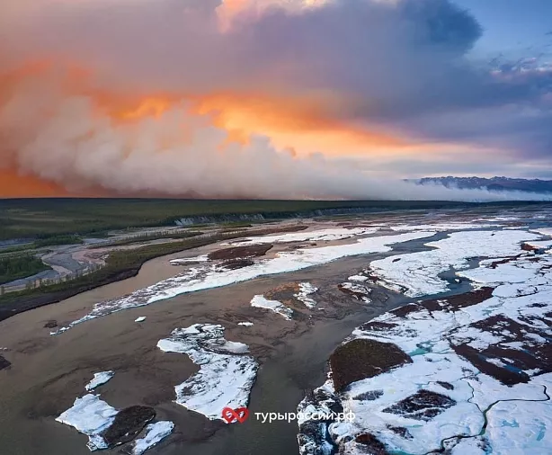 Изображение статьи Якутия: Посещение Национального Парка Момская Наледь Туры России